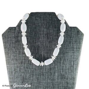 Vintage 1950s TRIFARI White Beaded Plastic Lucite Choker Necklace